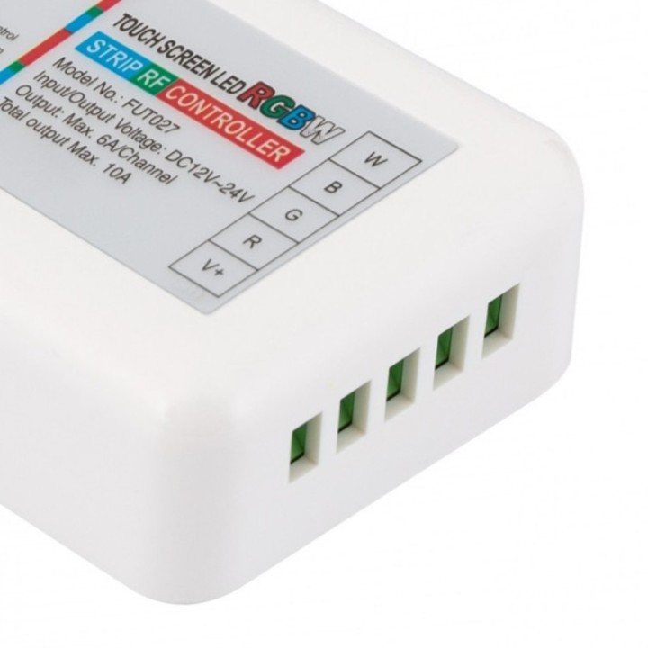 Récepteur basse tension pour ruban colorés RGB