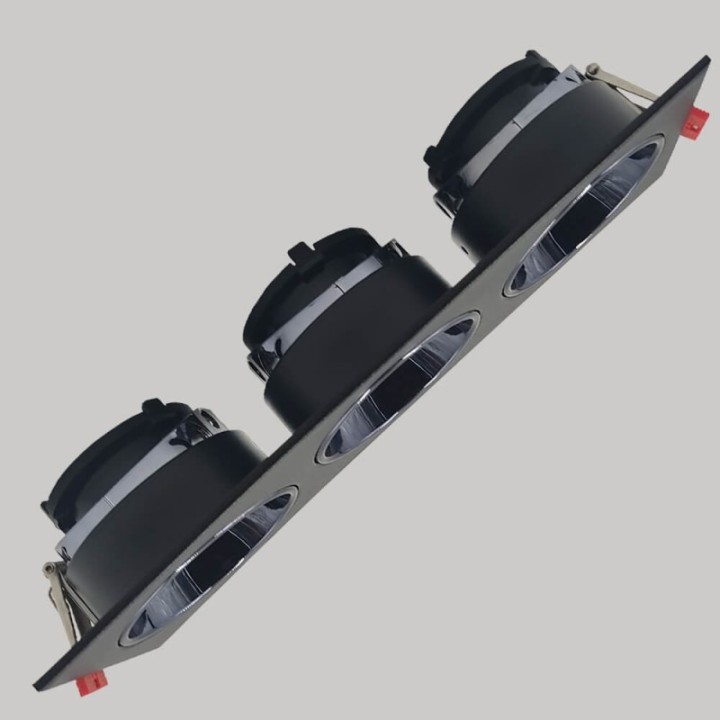 Spot Encastrable Triple GU10 – Noir – Design Personnalisable