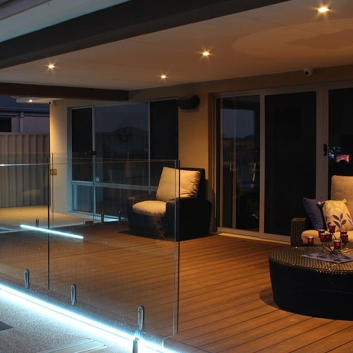 Anneau circulaire étanche fixe noir cone IP65 - GU10