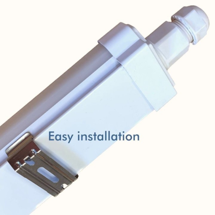 réglette LED facile à installer et à connecter