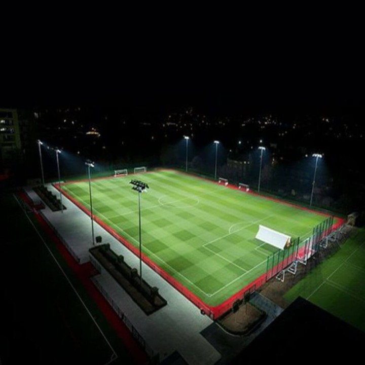 Projecteur LED 240W Philips Xitanium | 240Lm/W Haute Luminosité | Éclairage Professionnel Extérieur