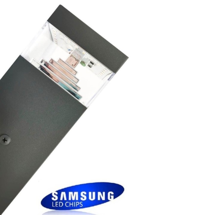 Applique murale LED 8 watts IP44 – Extérieure décorative – Acier et polycarbonate